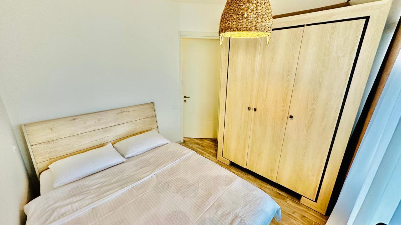 Magnolia Apartment Terrace 3 Batum Dış mekan fotoğraf