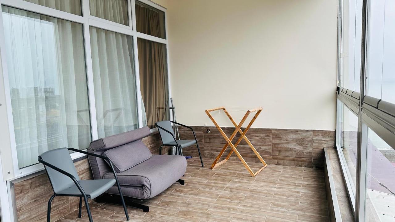 Magnolia Apartment Terrace 3 Batum Dış mekan fotoğraf